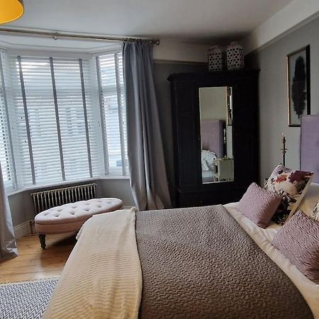 Stylish Townhouse 15 Mins To Laines & Seafront Villa Brighton Eksteriør bilde