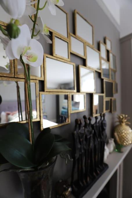 Stylish Townhouse 15 Mins To Laines & Seafront Villa Brighton Eksteriør bilde
