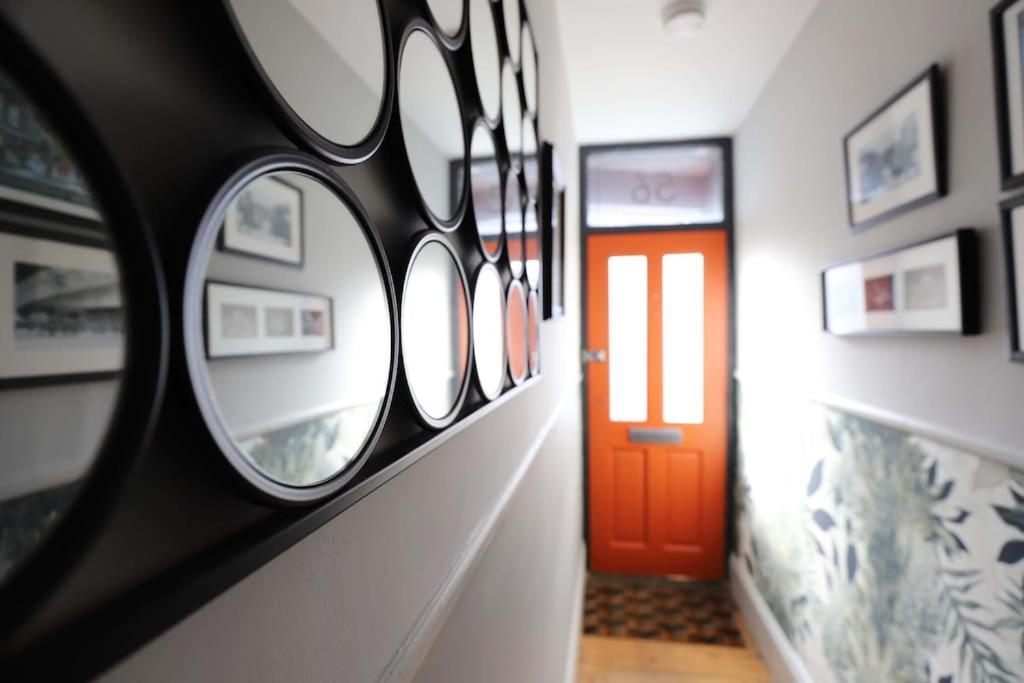 Stylish Townhouse 15 Mins To Laines & Seafront Villa Brighton Eksteriør bilde